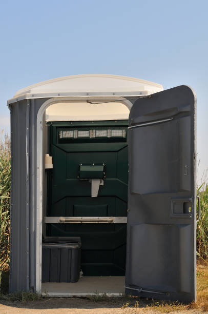 Best Portable bathroom rental  in Bottineau, ND